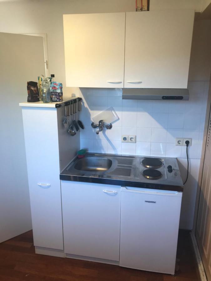 First Floor With Bedroom Bathroom Kitchen Office In Villa Near Tue And Centre Eindhoven Exteriör bild